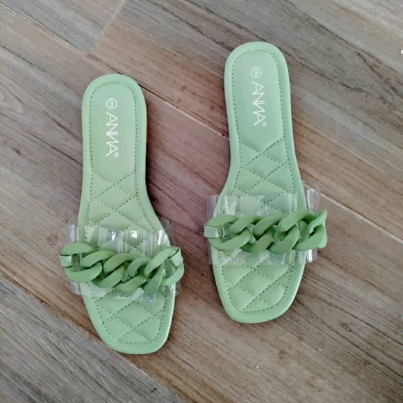 Anna Shoes - ANNA Sage Green Chainn-8 Flat Sandals Size 9